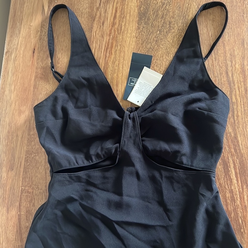 Slim Cut Out Midi Dress